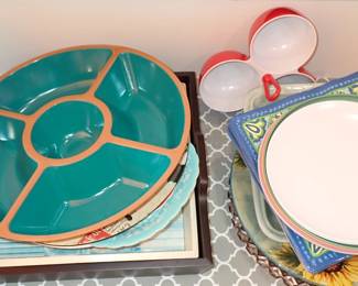 SERVING PIECES