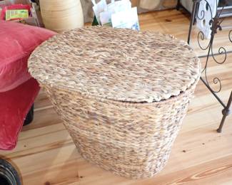 COVERED BASKET