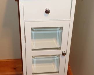 SM WHITE BATHROOM CABINET