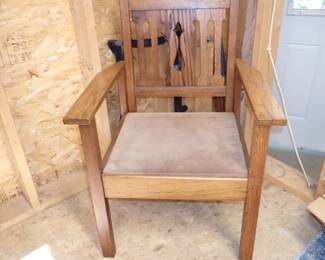 MISSION OAK CHAIR