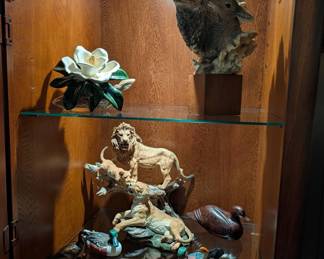 Figurines