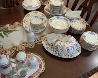 China Dish Set