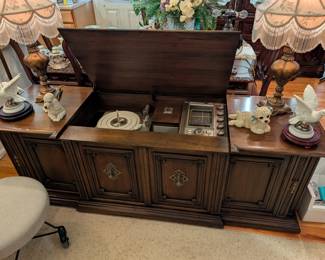 Packard Bell Console Stereo with Garrard Turntable