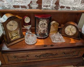 Desk and Mantel Clocks