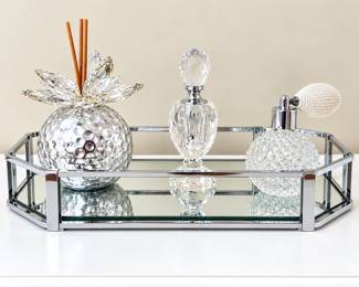 Crystal Glass Vanity Tray Set Mirrored Base Decorative Floral Reed Diffuser Perfume Bottles