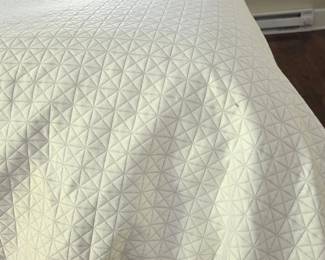 F. Scott Fitzgerald Snow White King Duvet Cover with Insert – Quilted Geometric Design
