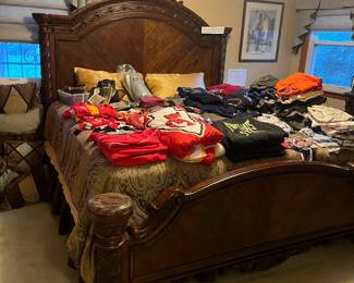 King size bed