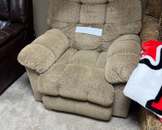 Lazy boy recliner in good condition 