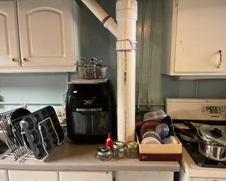 Air fryer pro with accessories, misc baking items