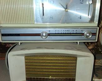 SEARS SILVERTONE RADIO GE TUBE RADIO