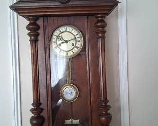 VINTAGE CLOCK