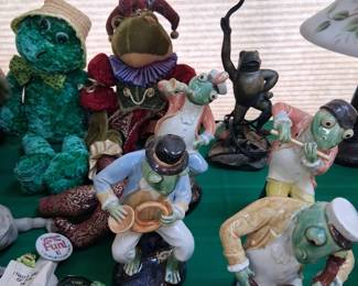 FROG COLLECTION