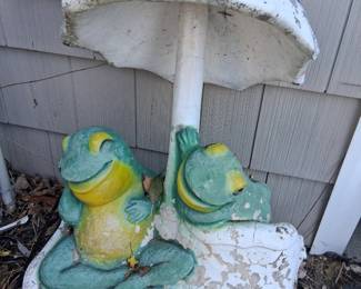 OUTDOOR FROGS