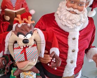 GEMMY LIFE SIZE SANTA AND TAZ