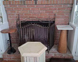 COLLECTABLE BOTTLES CHILDS PIANO