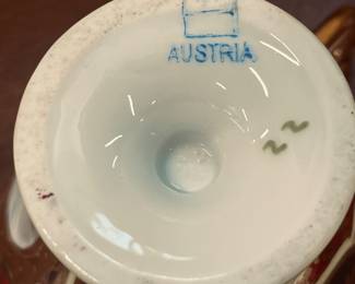ROYAL VIENNA STYLE AUSTRIA BOTTOM VIEW