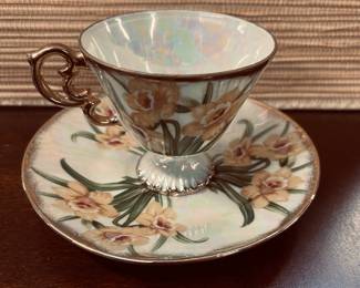 MARCH DAFFADIL TEACUP & SAUCER UCAGCO CERAMIC
