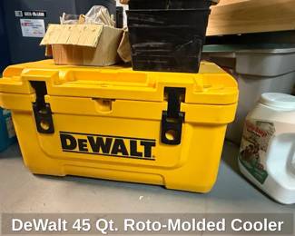 DeWalt Qt. RotoMolded Cooler