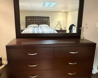 Liberty Furniture Avalon Drawer Dresser with Mirror