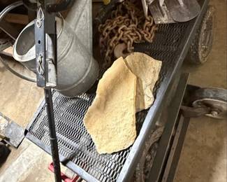 HeavyDuty Mesh Deck Utility Garden Wagon with Pneumatic Tires