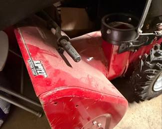 John Deere .HP Snow Blower second image