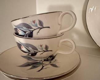 Homer Laughlin 'Lotus Hai' Rhythm Dinnerware Set