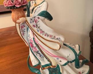 Franklin Mint Asian Lady Porcelain Figurine