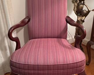 Vintage Gooseneck Armchair in Queen Anne Style