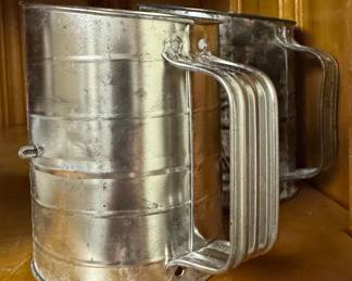 Vintage Foley Sift-Chine Flour Sifter