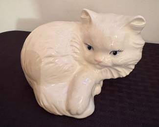 Vintage Scioto Ceramic Persian Cat Figurine