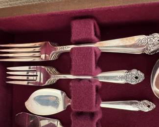 Vintage Silverplate Flatware Set in Prestige Plate Chest