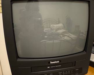 Symphonic CRT TV/VCR Combo