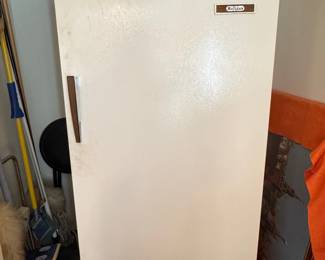 Holiday Upright Freezer
