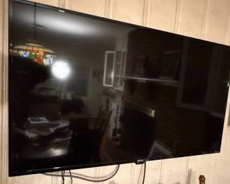 Onn. Roku Smart LED TV