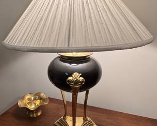 Neoclassical Style Black Urn Table Lamp
