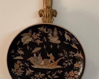 Chinoiserie Lacquer Plate in Gilt Metal Wall Mount