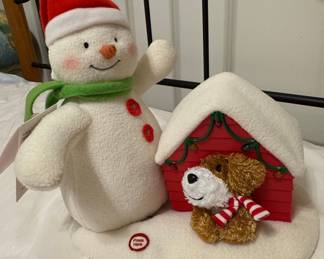 2011 Hallmark Jingle Pals 'Deck the Halls' Duo Animated Snowman and Dog