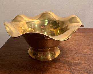 Vintage Brass Ruffled Edge Footed Bowl