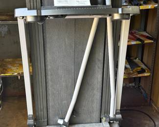 Treadmill 