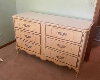 Vintage dresser