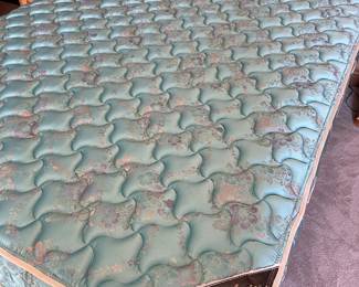 Serta Perfect Sleeper Queen size mattress and box springs