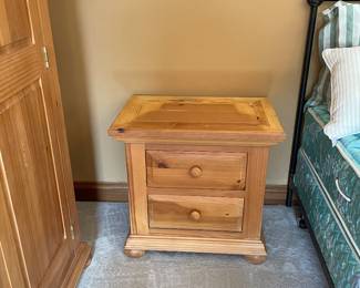 Broyhill nightstand