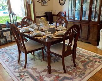 Dining Room Table, Matching Chairs, and Hutch, Rug