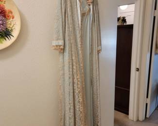 Vintage s Odette Barsa Pale Blue and Beige Lace Negligee and Robe Set