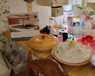 Threshold Serving Set with Slate Board and Two Ceramic Pie Dishes