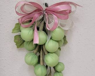 Vintage Fabric Grape Cluster Decorative Wall Hanging