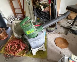 Weed Eater GroundSweeper Electric Leaf Blower