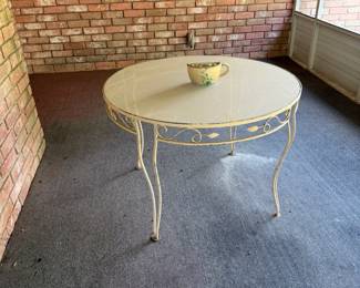 Vintage MidCentury SalteriniStyle Wrought Iron Bistro Table