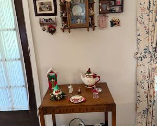 Vintage Oak Tea Cart with Tea Set