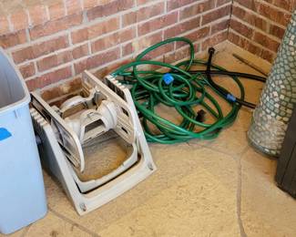 Plastic Garden Hose Reel with Hose